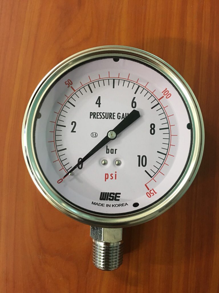 Đồng hồ đo áp suất Wise 10 bar vỏ inox, chân đồng mạ niken, mặt 100mm không dầu